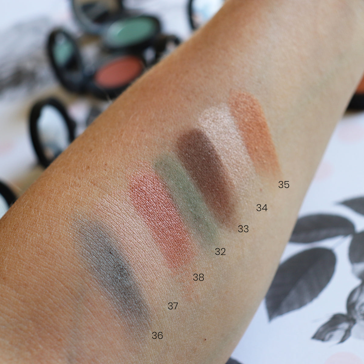 Fards à paupières nacrés miss w pro